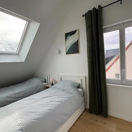 180 M Family With Garden Sleeps 10 *