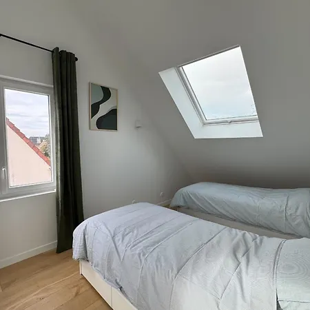 180 M Family With Garden Sleeps 10 Feriehus *