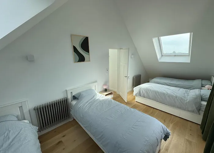 Holiday home 180 M Family With Garden Sleeps 10