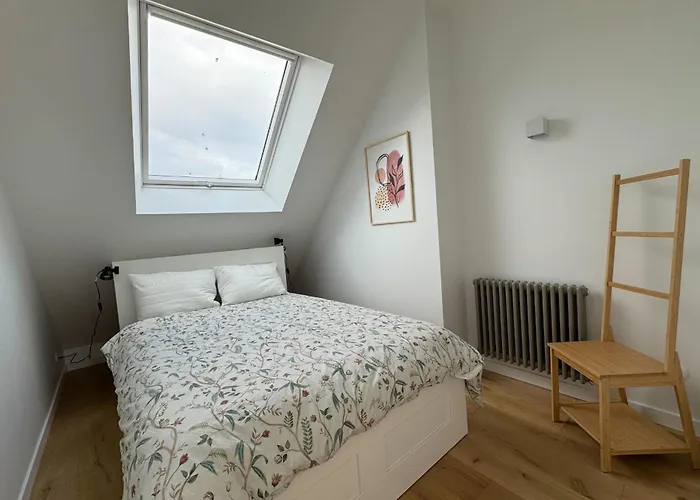 Holiday home 180 M Family With Garden Sleeps 10 Ouistreham